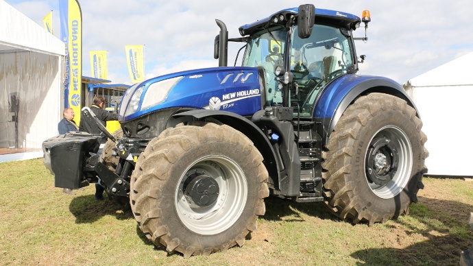 Tracteurs New Holland - Deux p’tits derniers tout en muscles