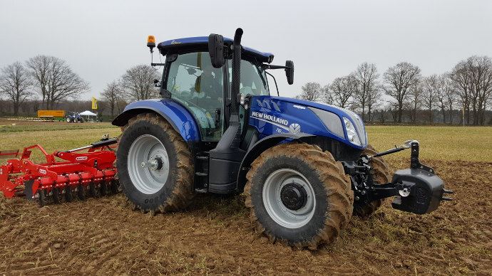 Nouveaux tracteurs - Les T6 génération 2016 de New Holland débarquent en Gaule !